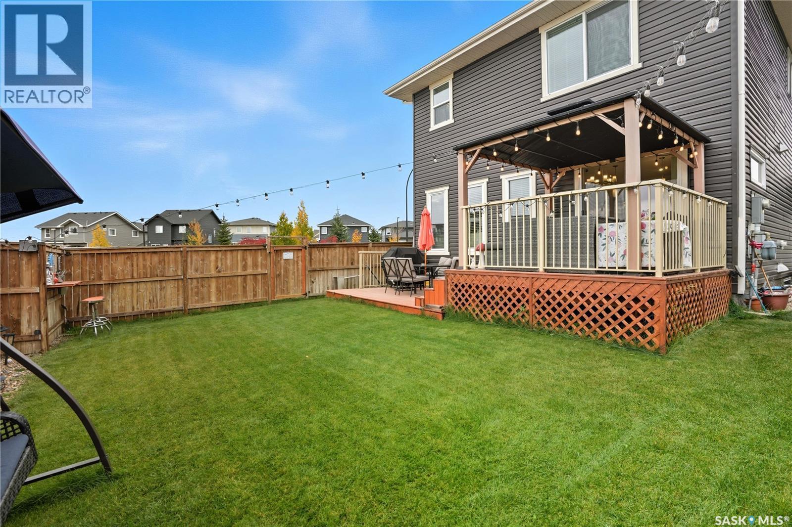 303 Dagnone Crescent, Saskatoon, SK - Outdoor With Deck Patio Veranda