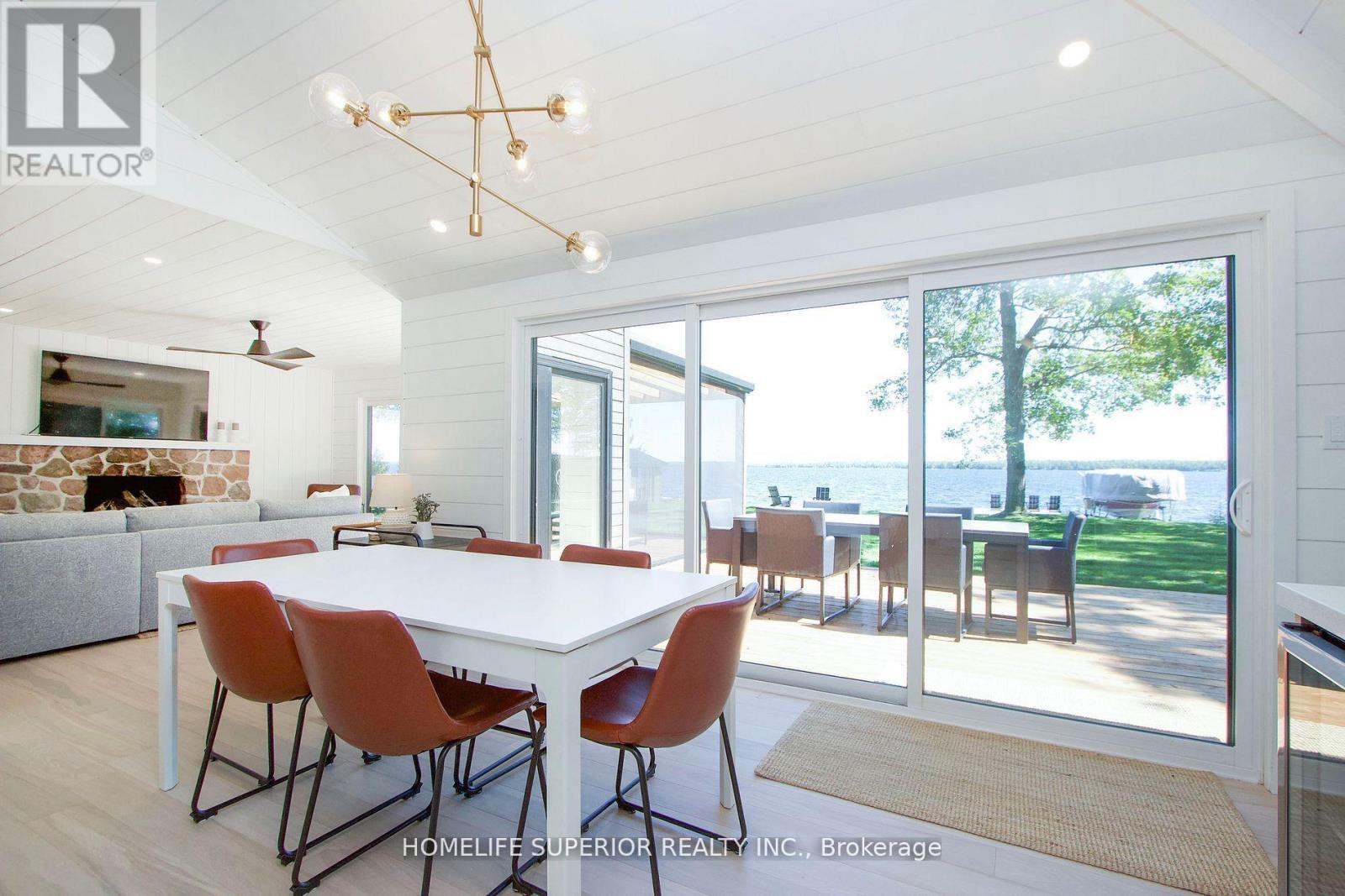 110 West Bay Boulevard, Kawartha Lakes (Bexley), ON - Indoor