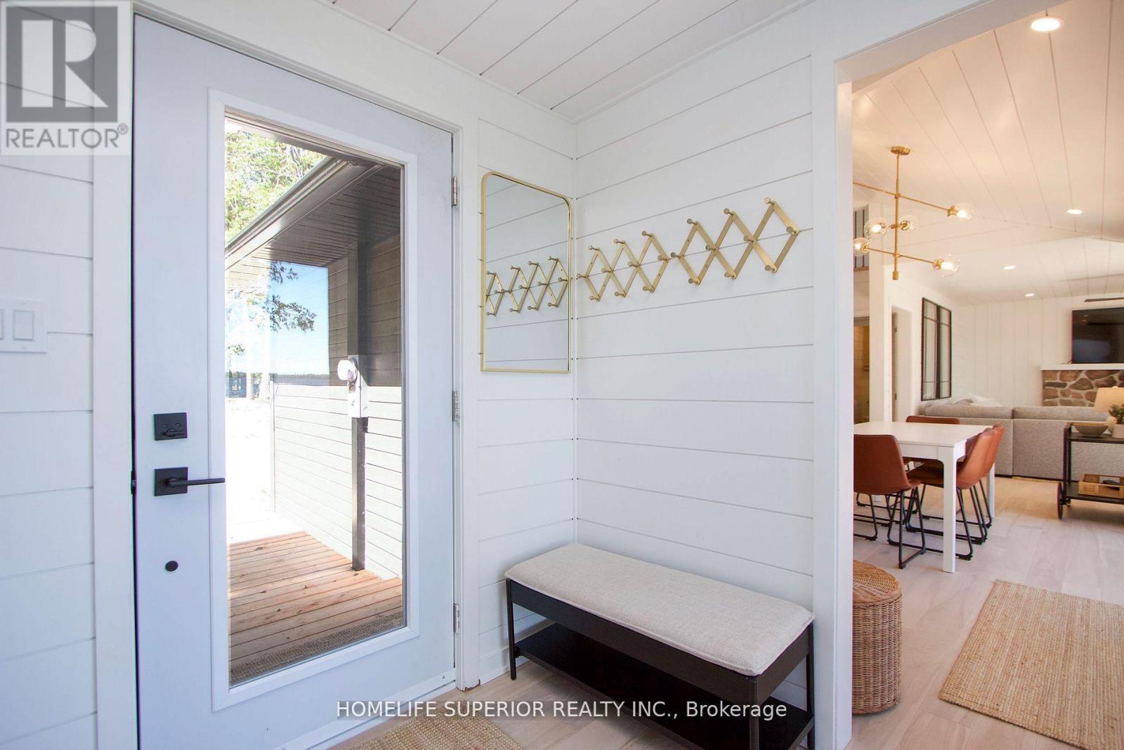 110 West Bay Boulevard, Kawartha Lakes (Bexley), ON - Indoor Photo Showing Other Room