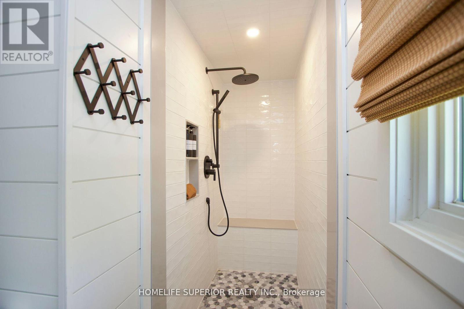 110 West Bay Boulevard, Kawartha Lakes (Bexley), ON - Indoor Photo Showing Other Room