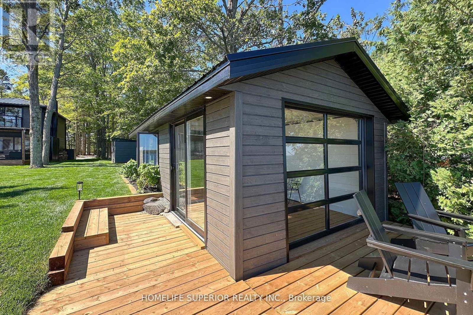 110 West Bay Boulevard, Kawartha Lakes (Bexley), ON - Outdoor With Deck Patio Veranda With Exterior