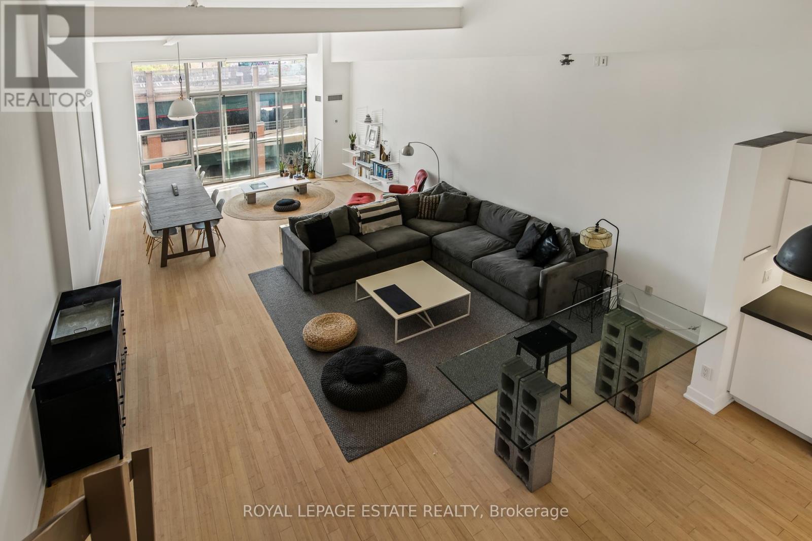 301 - 160 Baldwin Street, Toronto, ON - Indoor Photo Showing Other Room