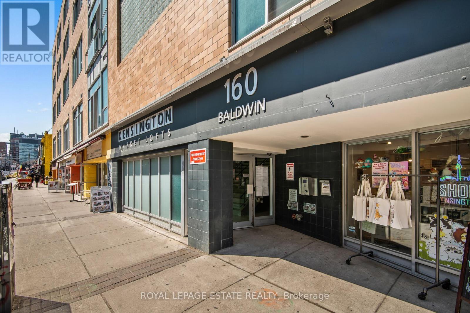 301 - 160 Baldwin Street, Toronto, ON - Outdoor