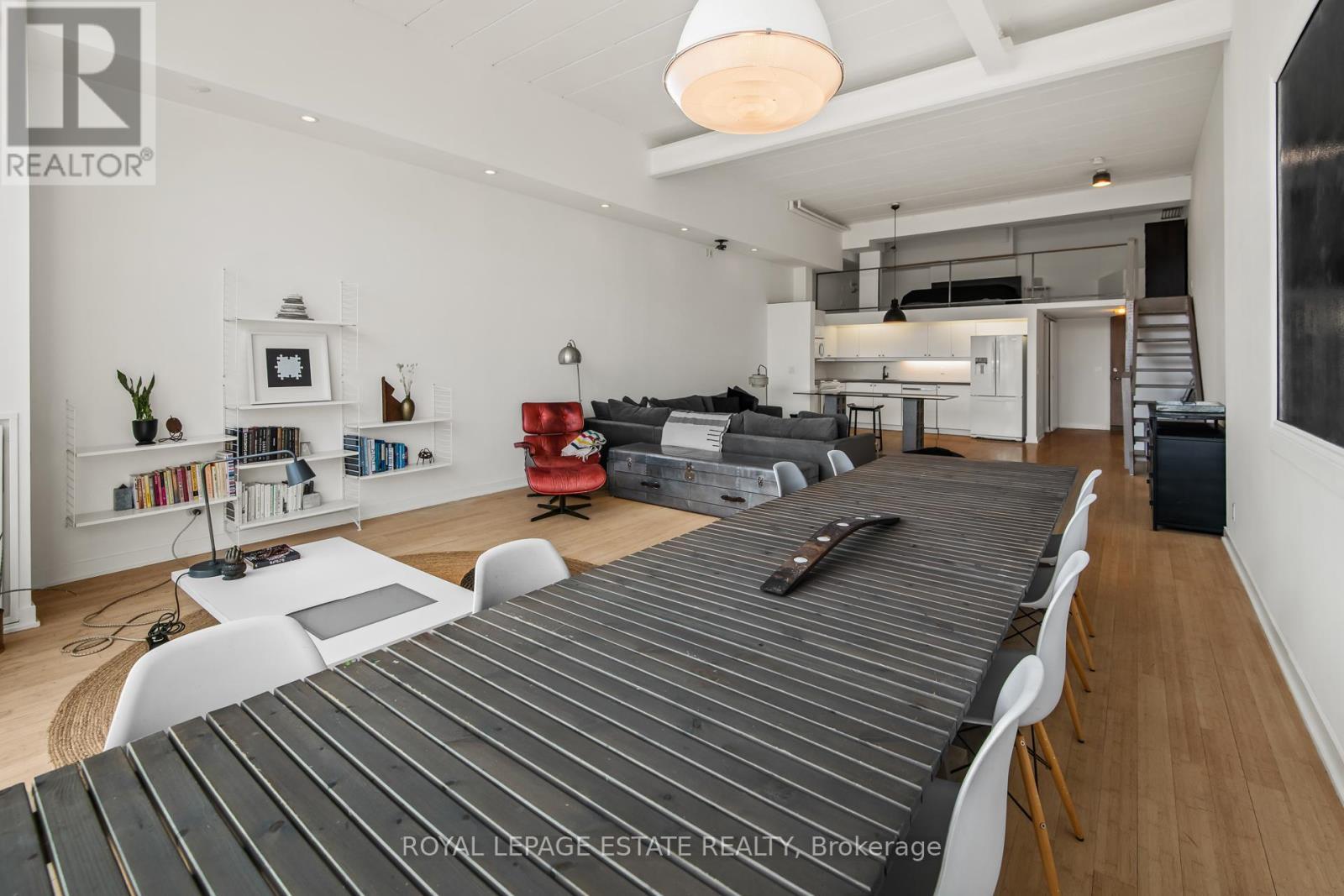 301 - 160 Baldwin Street, Toronto, ON - Indoor