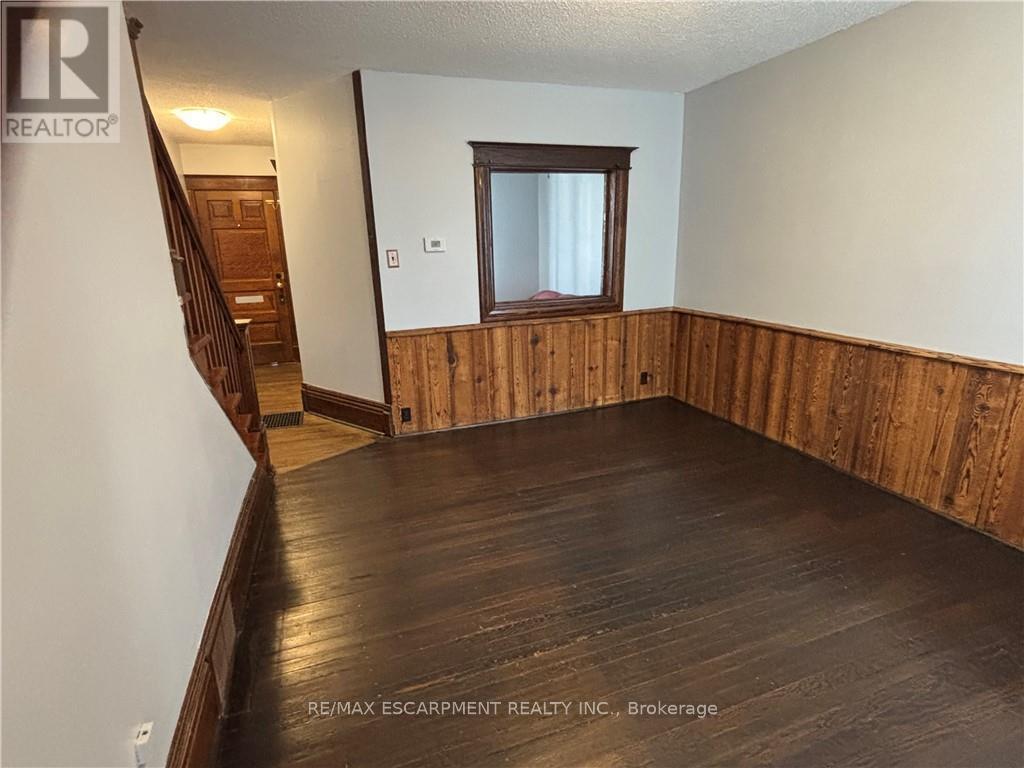 463 East Main Street, Welland, ON - Indoor Photo Showing Other Room