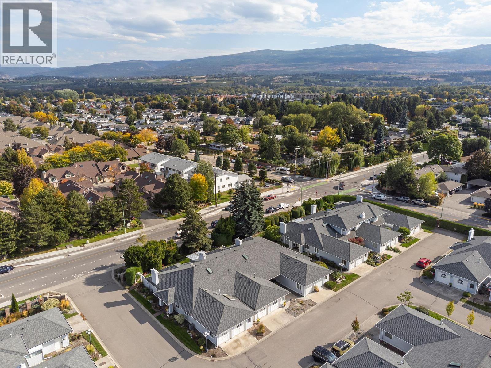3370 Casorso Road Unit# 31, Kelowna, BC - Outdoor With View