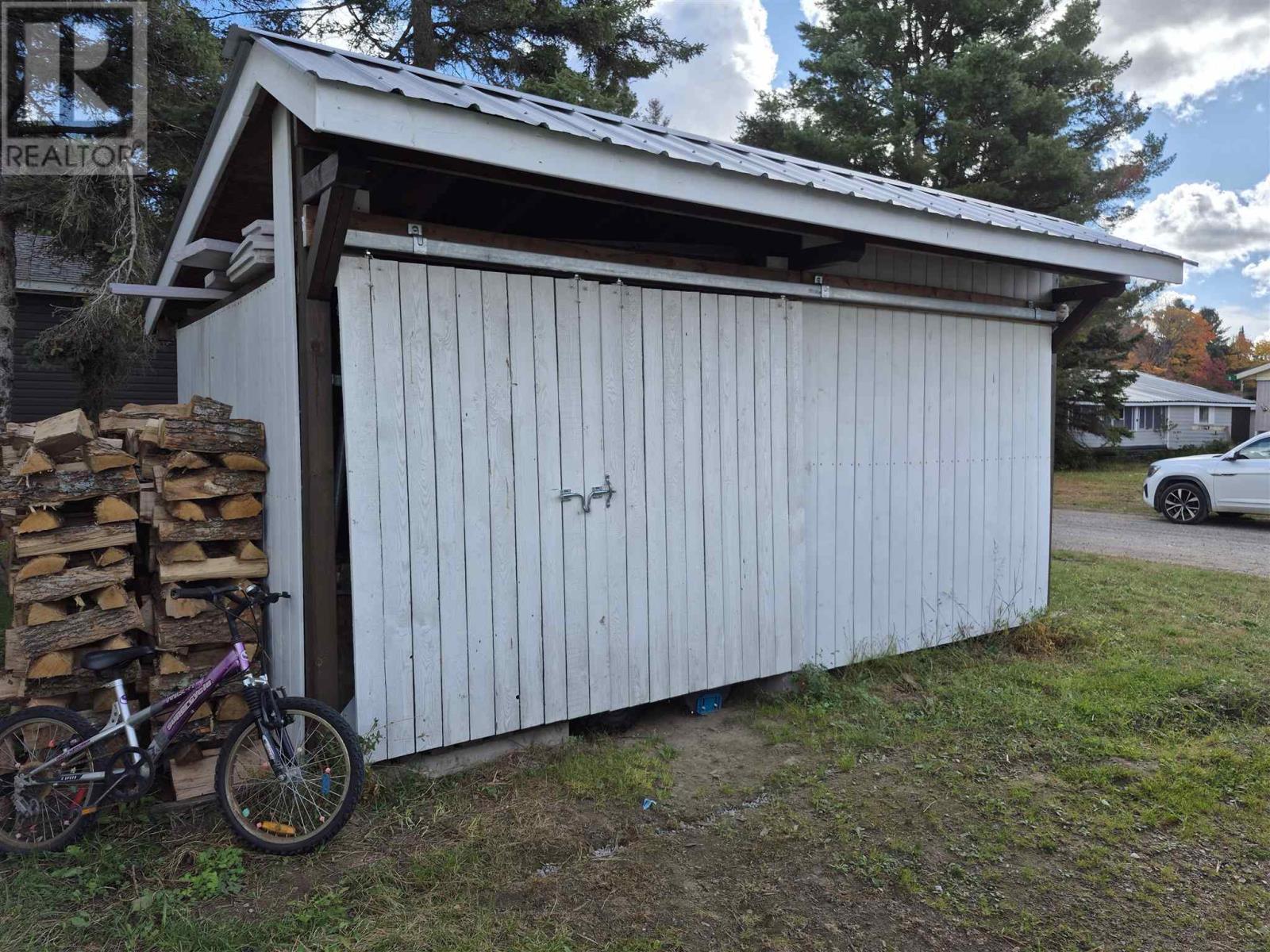 5 Willa Dr, Heyden, ON - Outdoor