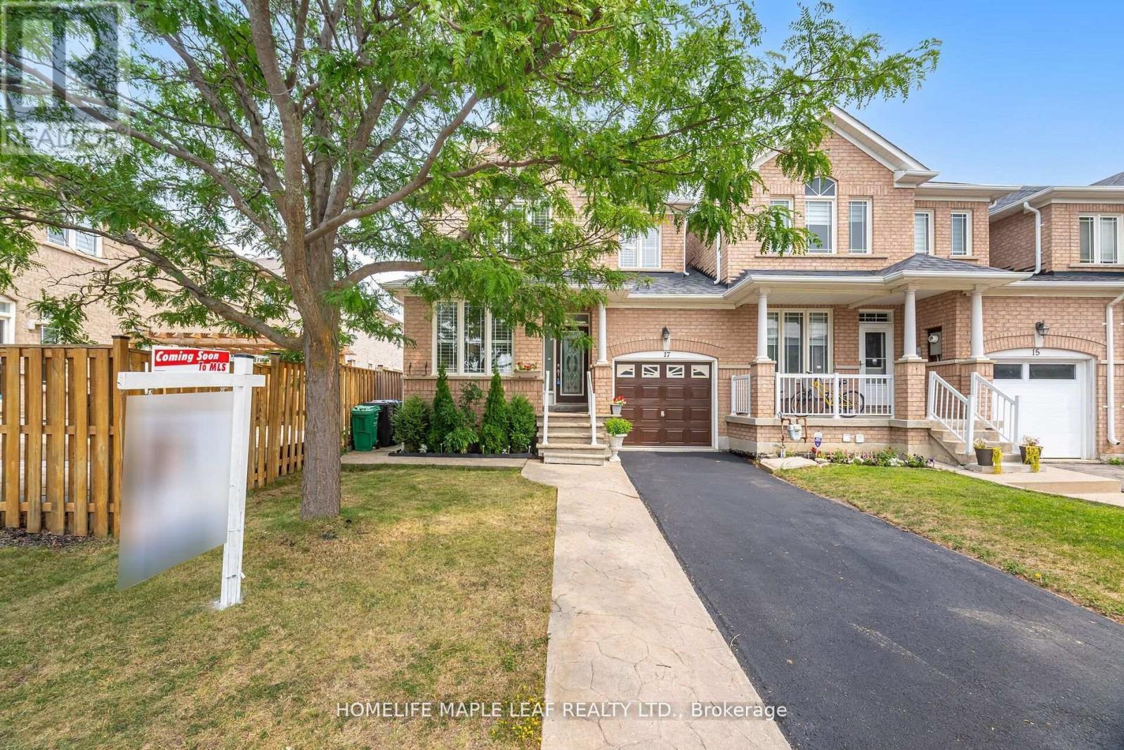 17 Eaglefield Gate, Brampton, ON - Outdoor With Facade
