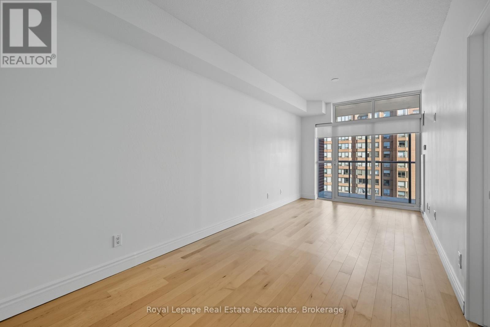 Living Room - 1407 - 551 Maple Avenue, Burlington, ON - Indoor Photo Showing Other Room
