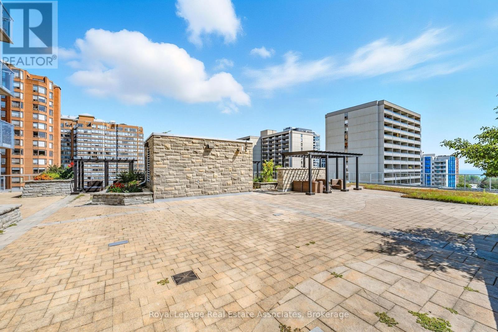 amenities - 9th floor - 1407 - 551 Maple Avenue, Burlington, ON - Outdoor