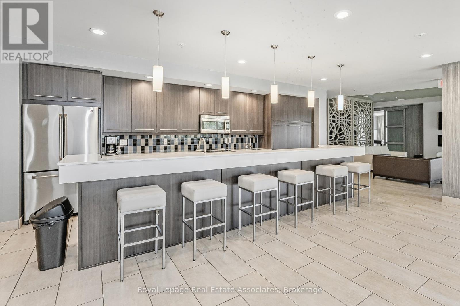 amenities - party room - 1407 - 551 Maple Avenue, Burlington, ON - Indoor Photo Showing Other Room