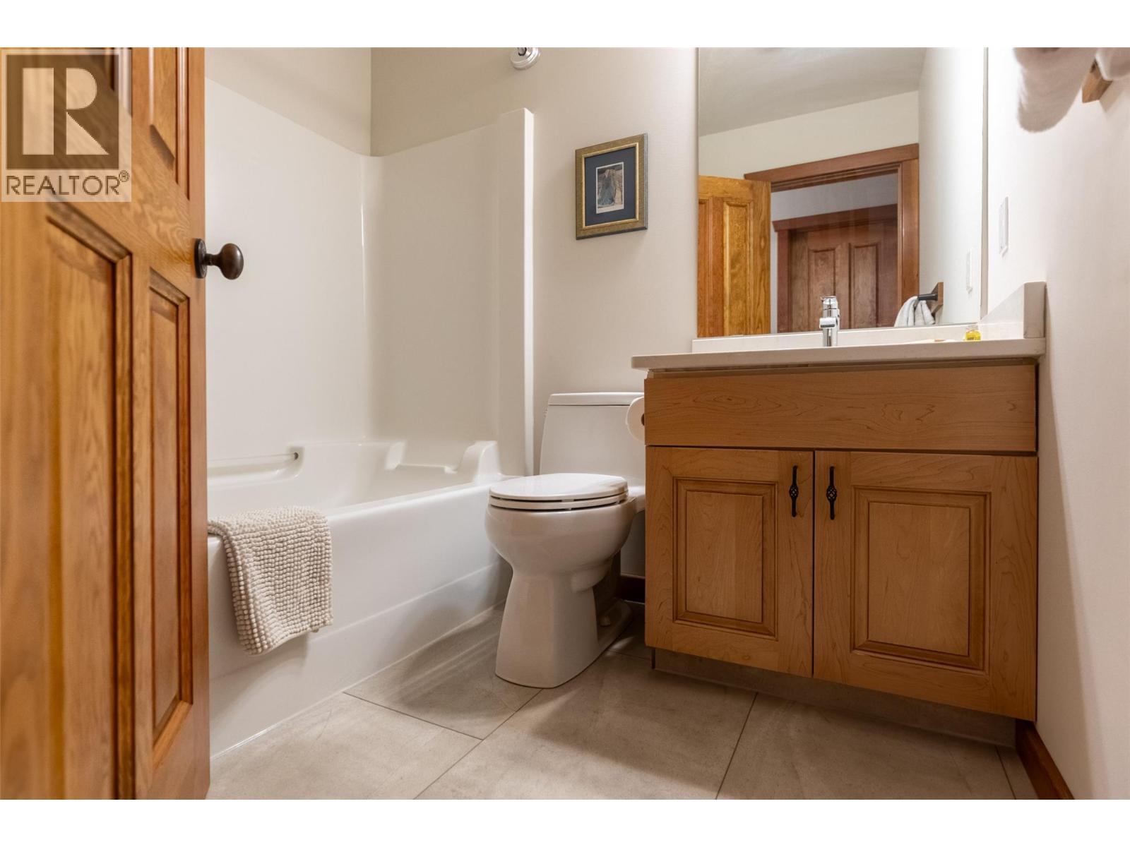 4576 Timberline Crescent Unit# 4, Fernie, BC - Indoor Photo Showing Bathroom