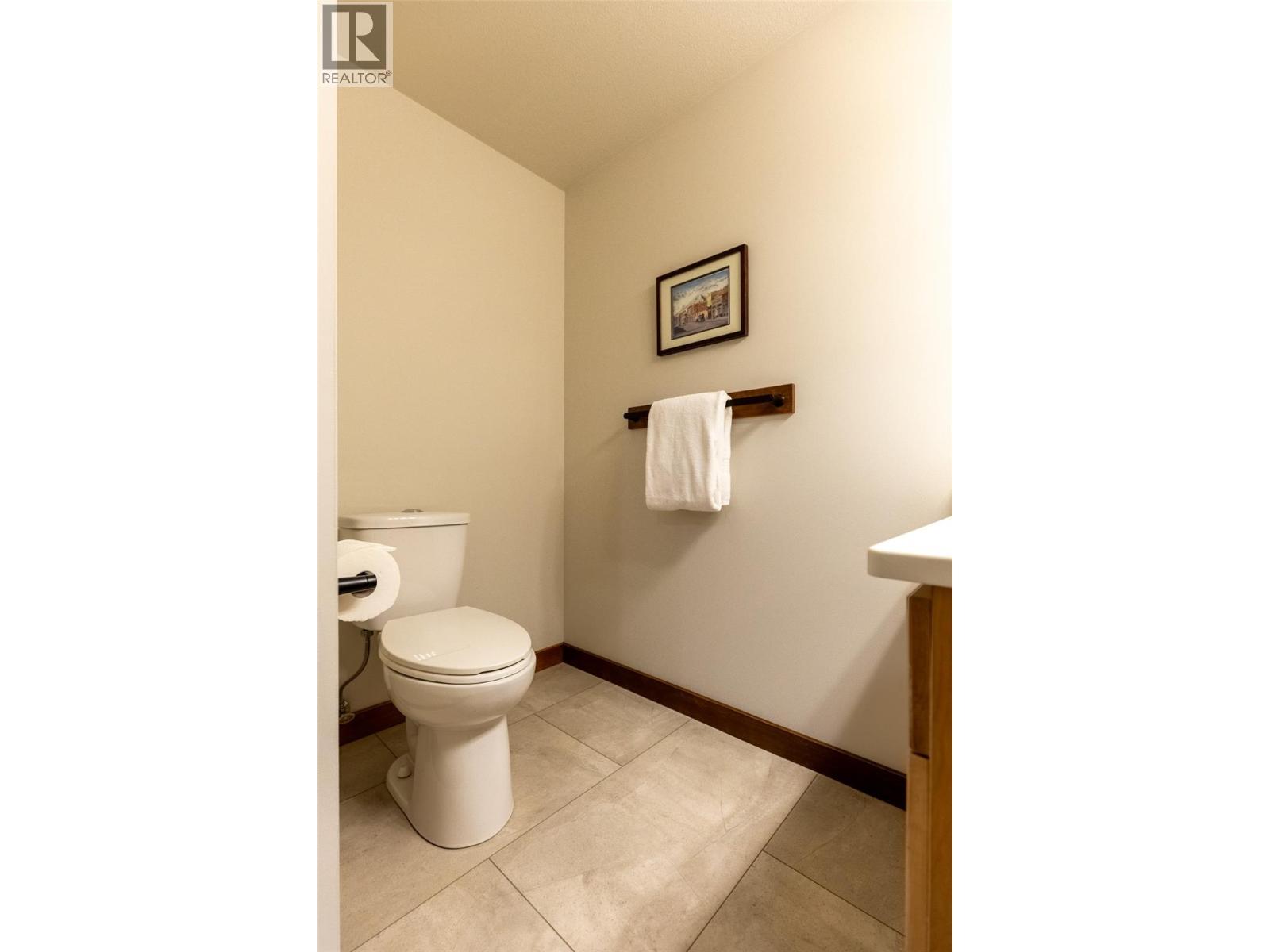 4576 Timberline Crescent Unit# 4, Fernie, BC - Indoor Photo Showing Bathroom