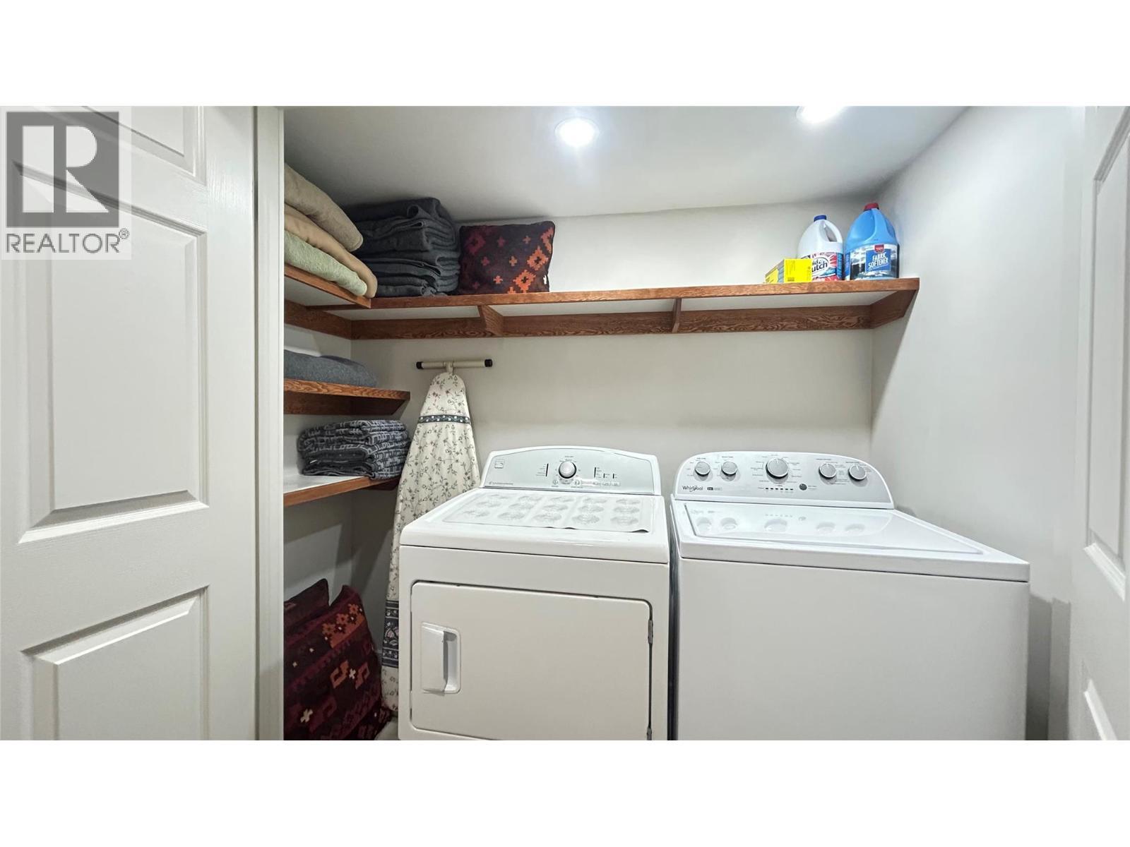 4576 Timberline Crescent Unit# 4, Fernie, BC - Indoor Photo Showing Laundry Room