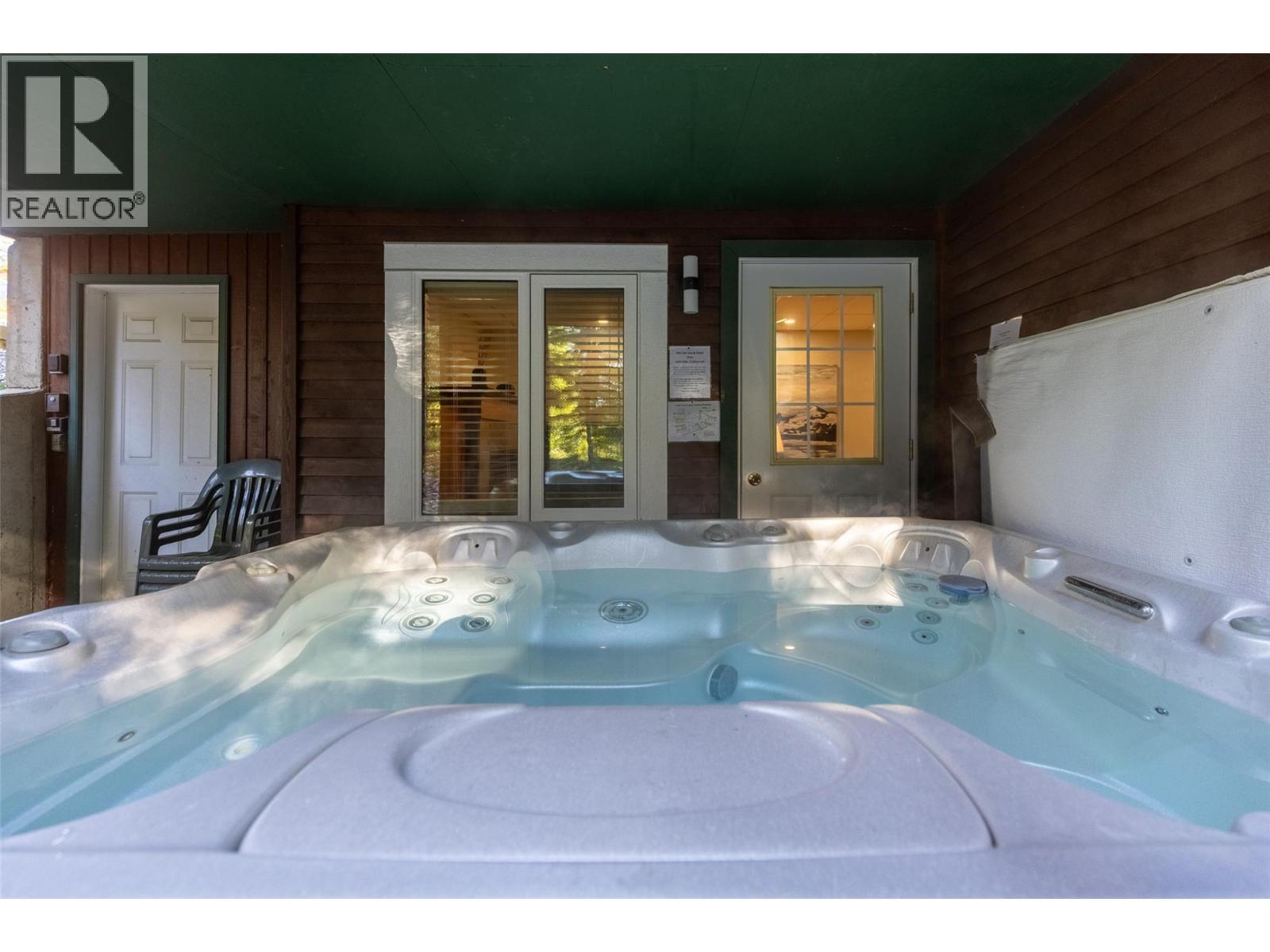 4576 Timberline Crescent Unit# 4, Fernie, BC - Outdoor