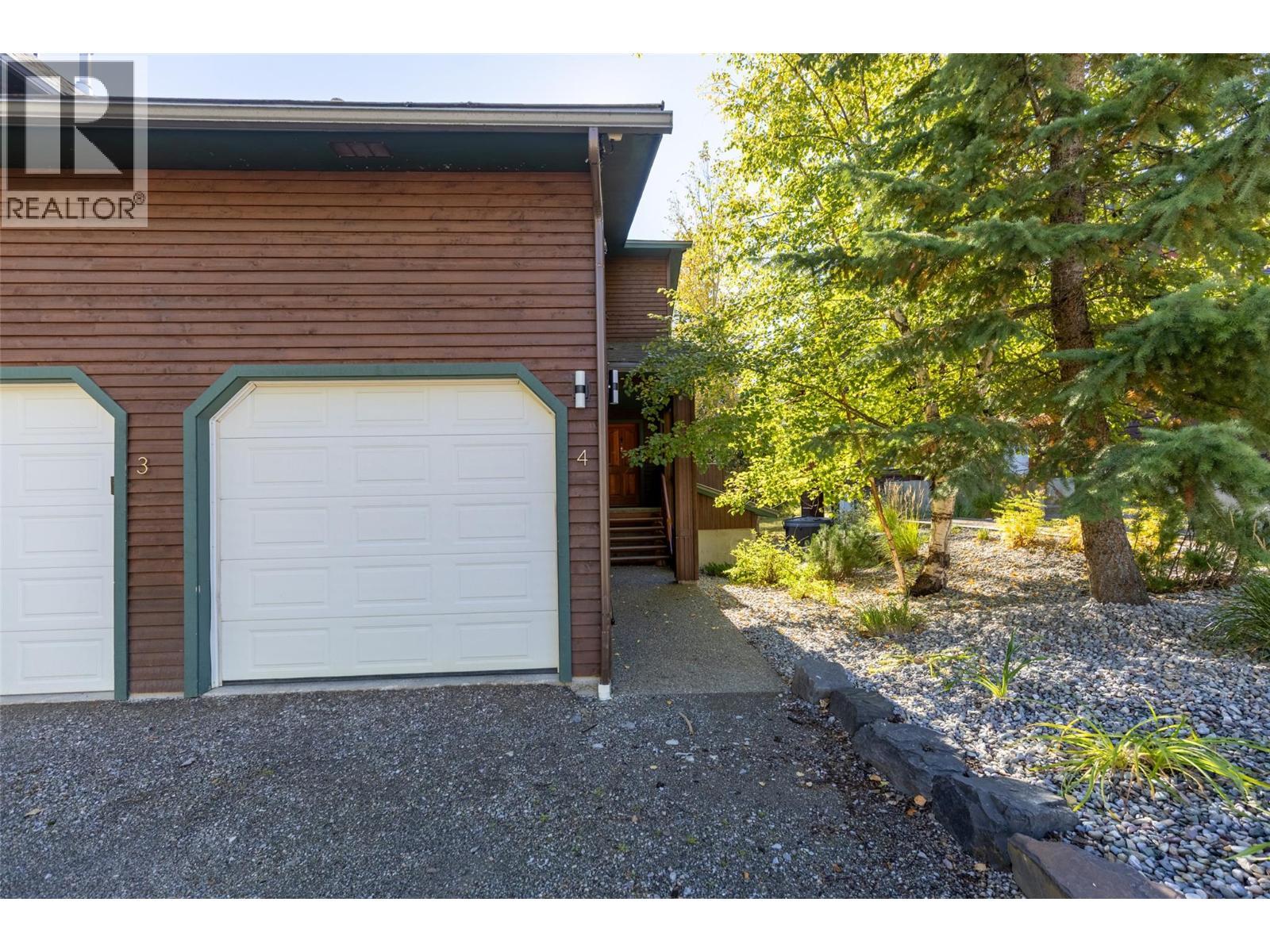 4576 Timberline Crescent Unit# 4, Fernie, BC - Outdoor