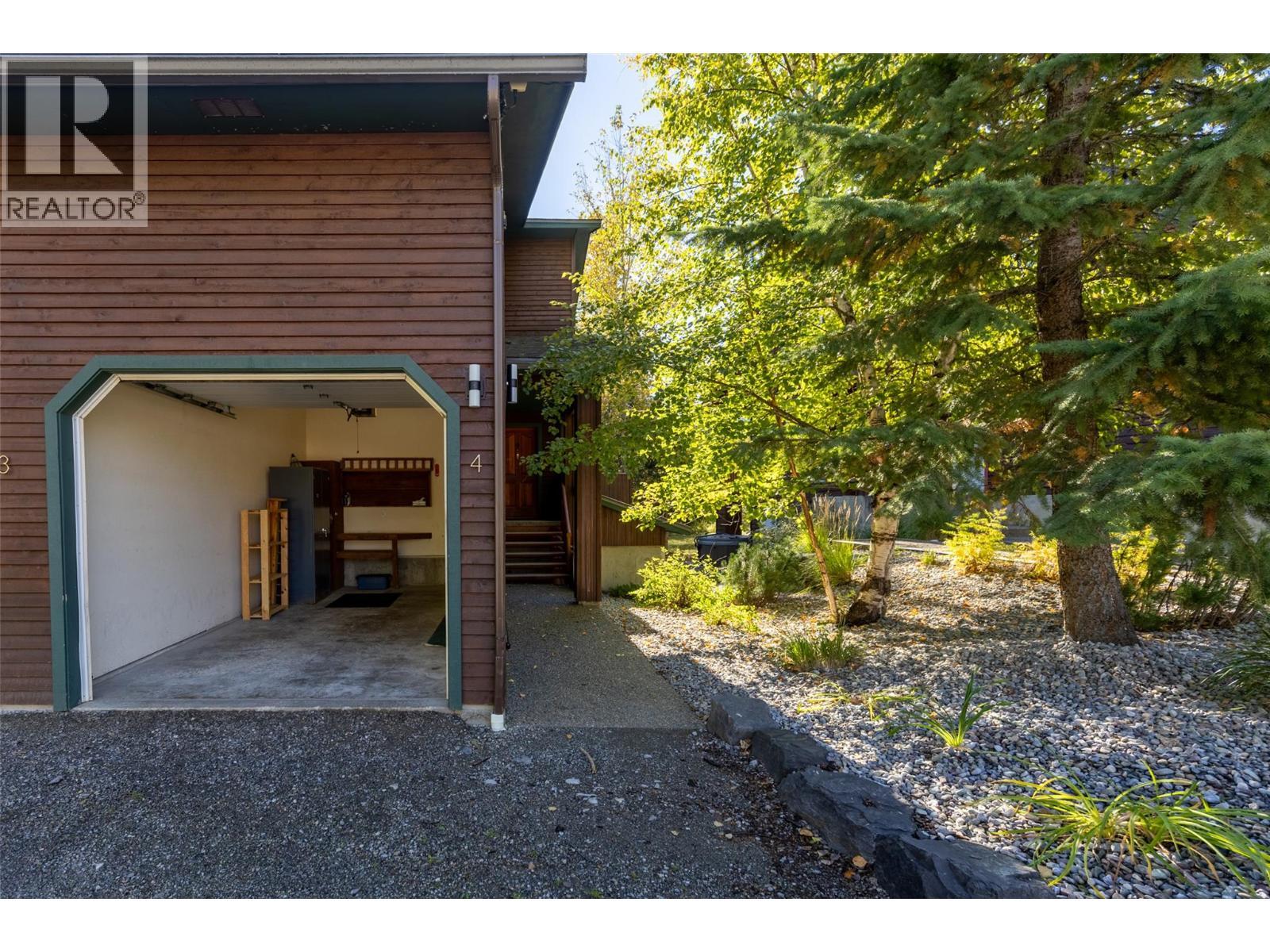 4576 Timberline Crescent Unit# 4, Fernie, BC - Outdoor