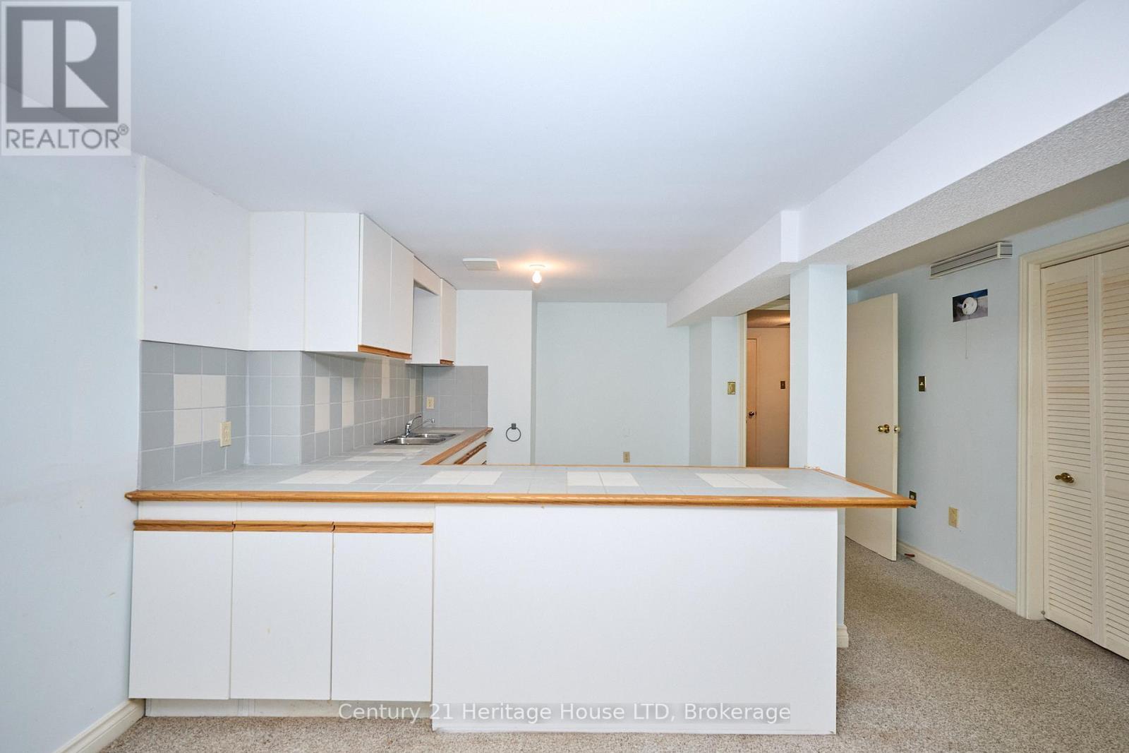 18 Bascary Crescent, St. Catharines (Rykert/Vansickle), ON - Indoor