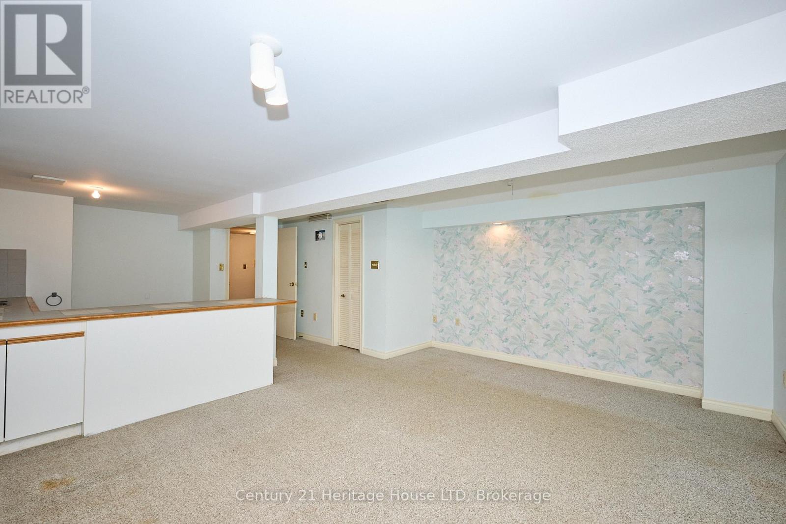 18 Bascary Crescent, St. Catharines (Rykert/Vansickle), ON - Indoor