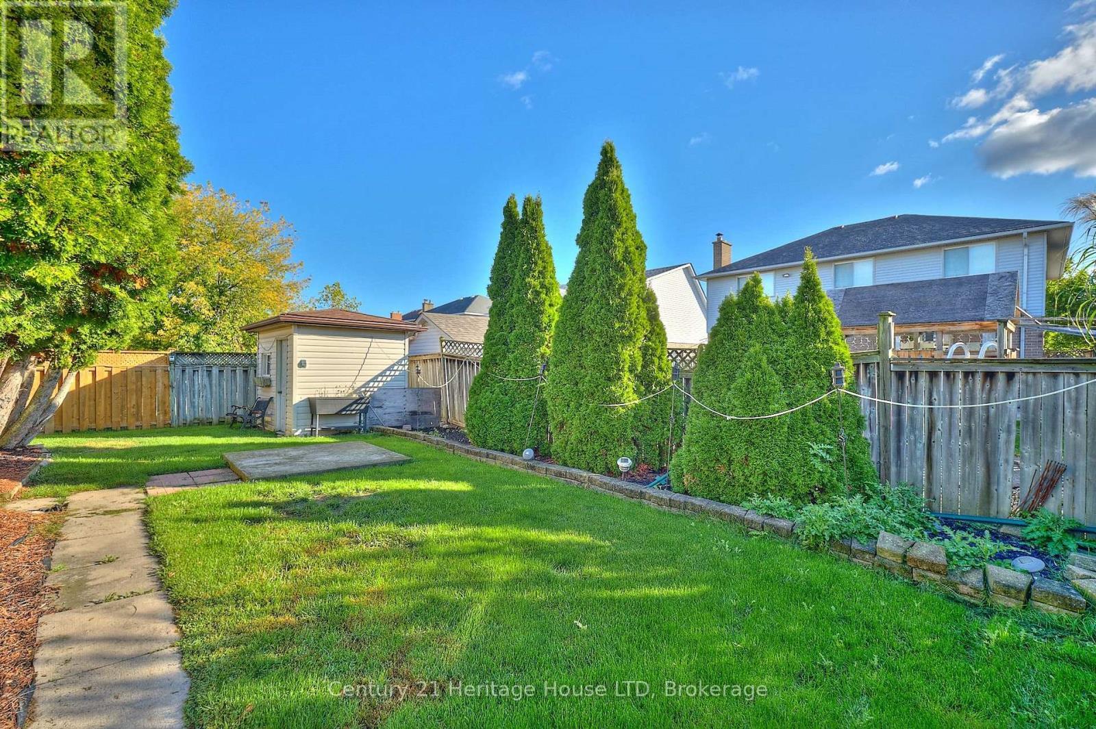18 Bascary Crescent, St. Catharines (Rykert/Vansickle), ON - Outdoor