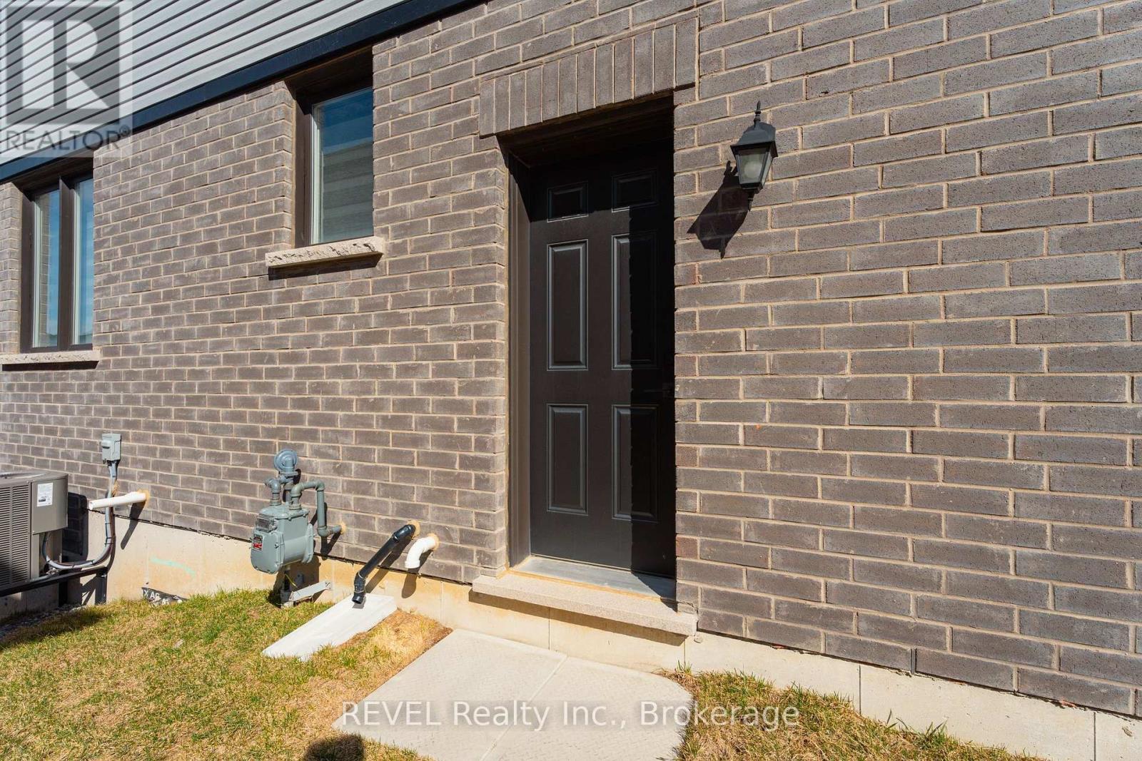 80 Explorer Way, Thorold (Rolling Meadows), ON - Outdoor With Exterior