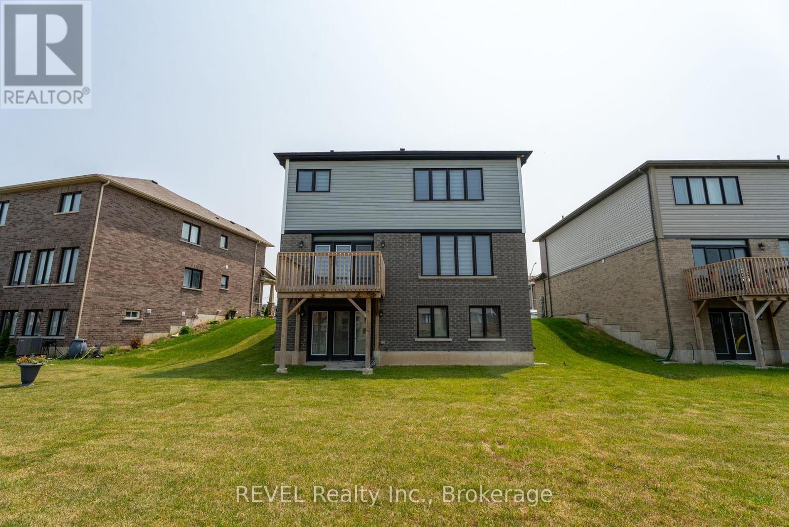 80 Explorer Way, Thorold (Rolling Meadows), ON - Outdoor With Deck Patio Veranda