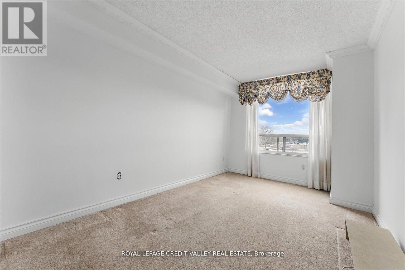 507 - 1200 Don Mills Road, Toronto, ON - Indoor Photo Showing Other Room