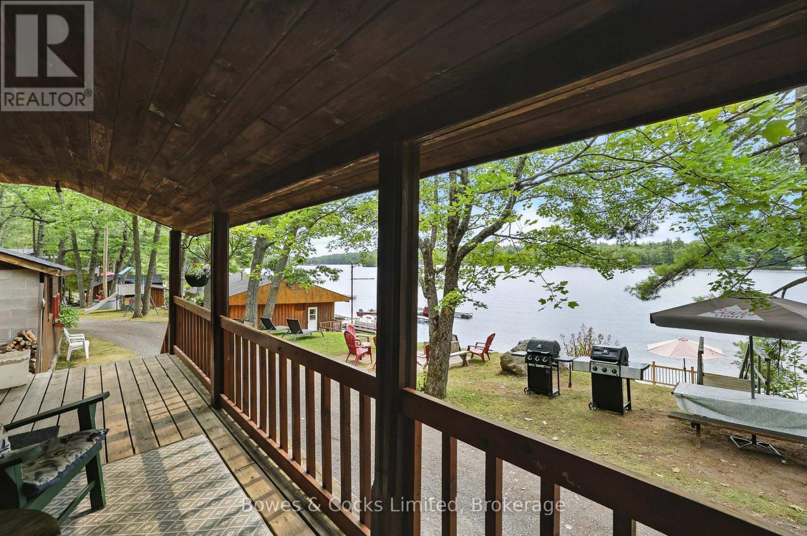 Twin Veranda Covered Patio - 124 Blue Mountain Road, Havelock-Belmont-Methuen, ON - Outdoor With Deck Patio Veranda With Exterior