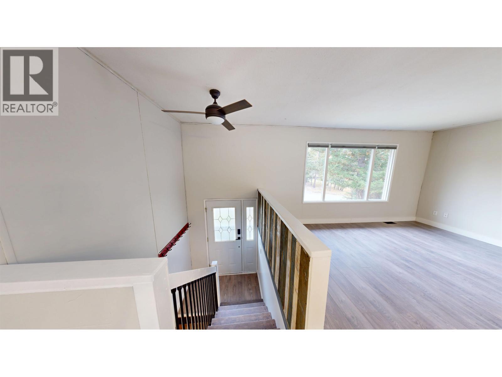 835 Spruce Avenue, 100 Mile House, BC - Indoor Photo Showing Other Room