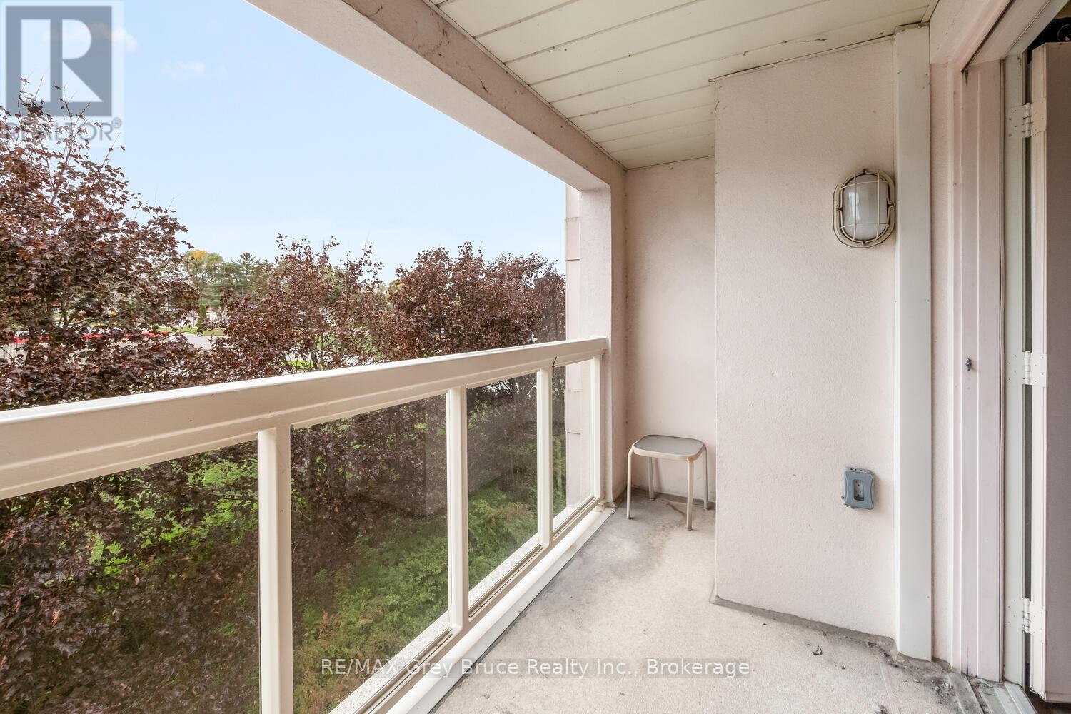 410 - 2555 3Rd Ave Avenue W, Owen Sound, ON - Outdoor With Balcony With Exterior