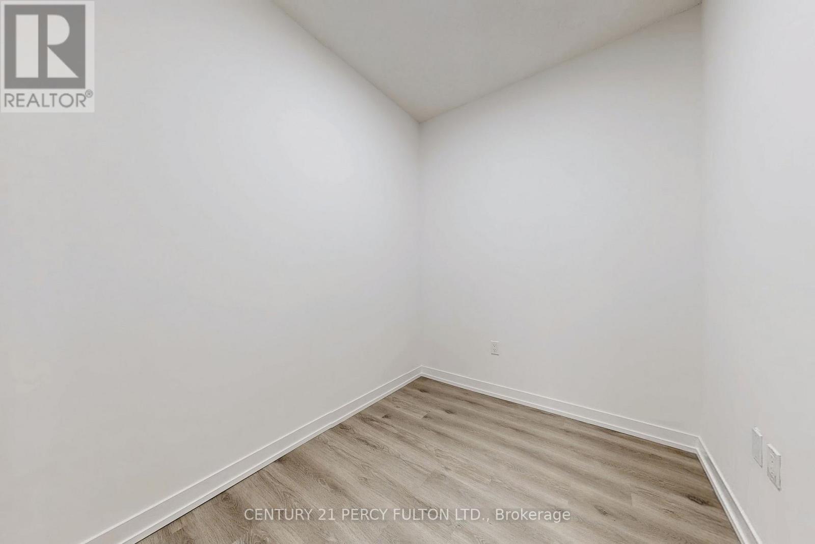 2108 - 225 Commerce Street, Vaughan, ON - Indoor Photo Showing Other Room