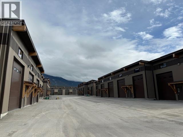 1496 Highway 93/95 Highway Unit# 24, Windermere, BC