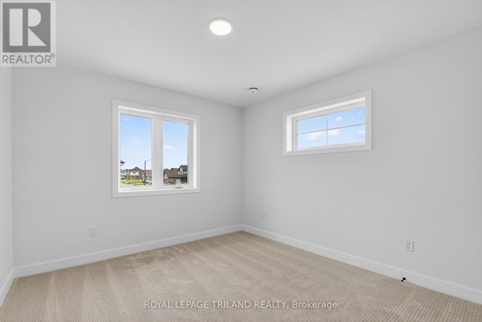 94 Styles Drive, St. Thomas, ON - Indoor Photo Showing Other Room
