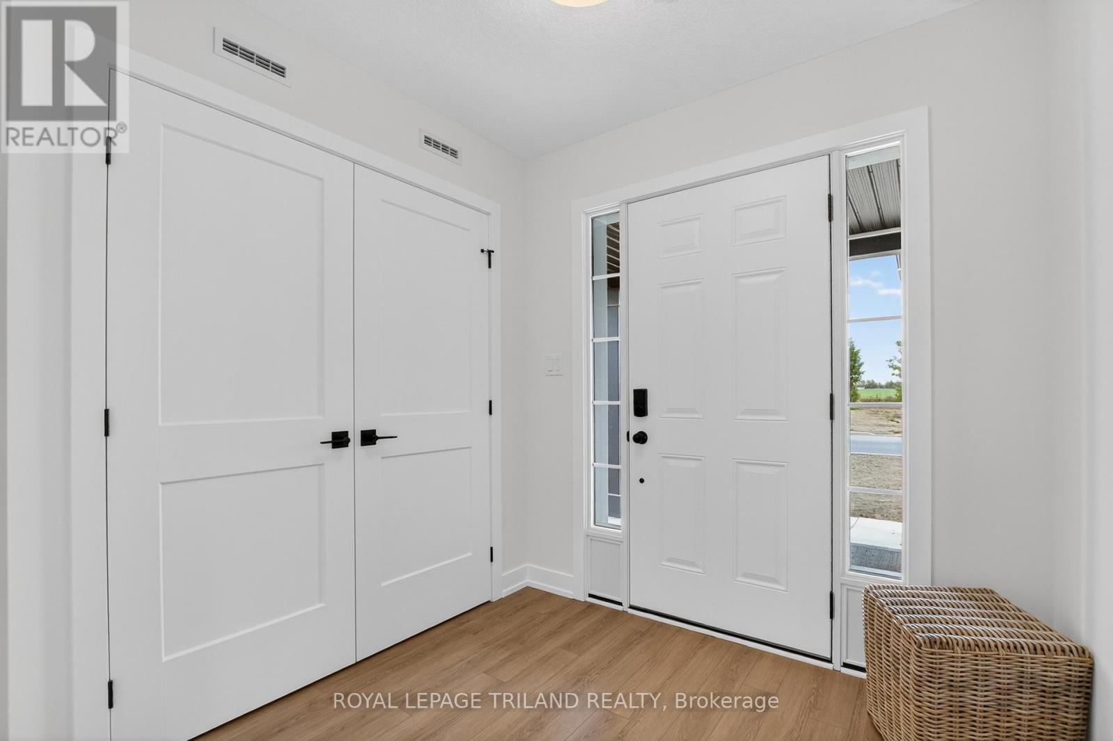 94 Styles Drive, St. Thomas, ON - Indoor Photo Showing Other Room