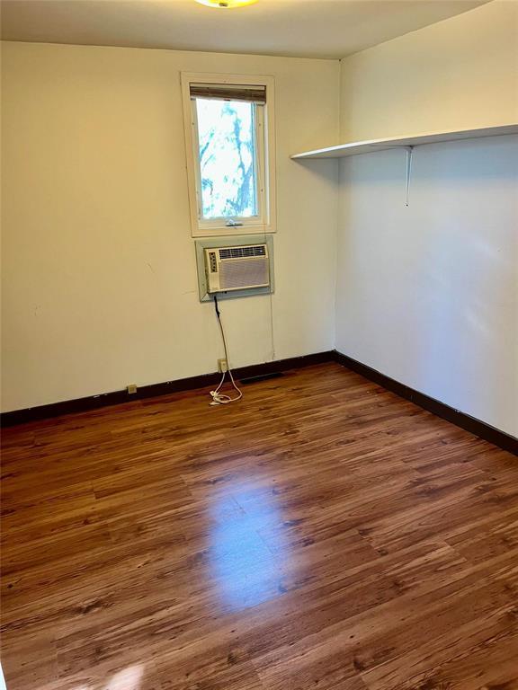 744 Fourth Avenue, Rivers, MB - Indoor Photo Showing Other Room