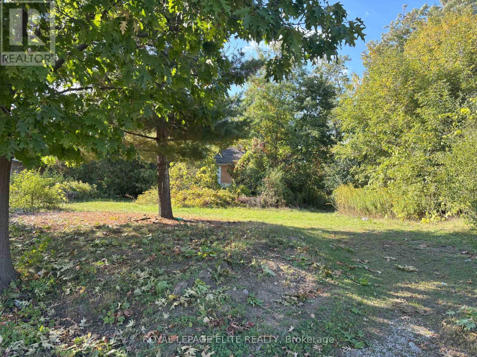 1631 Eglinton Avenue W, Mississauga, ON - Outdoor