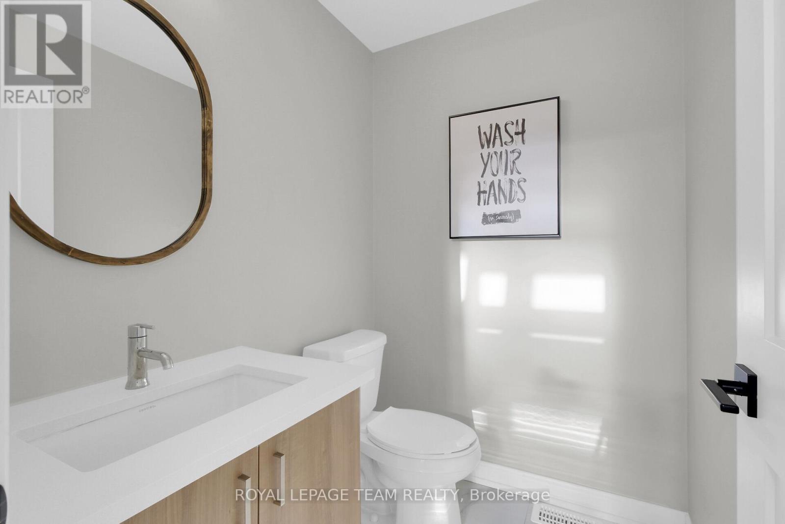 2pc Powder Rm on main level. - 504 Barrage Street, Casselman, ON - Indoor Photo Showing Bathroom