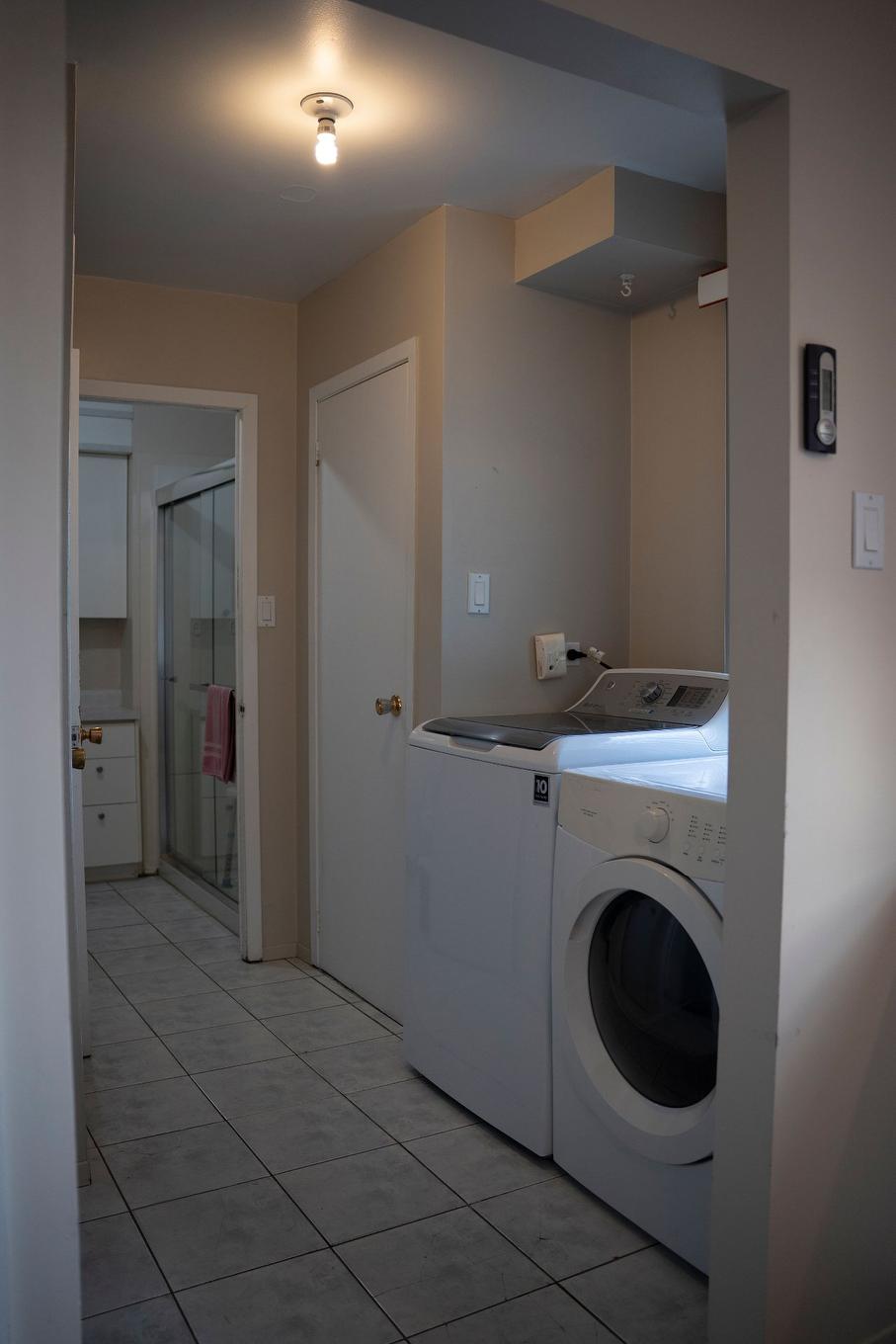 Laundry room - 1016 Rue De La Goélette, Havre-Saint-Pierre, QC - Indoor Photo Showing Laundry Room