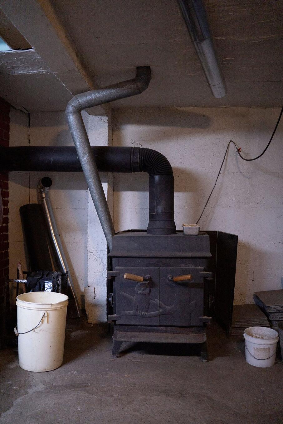 Basement - 1016 Rue De La Goélette, Havre-Saint-Pierre, QC - Indoor