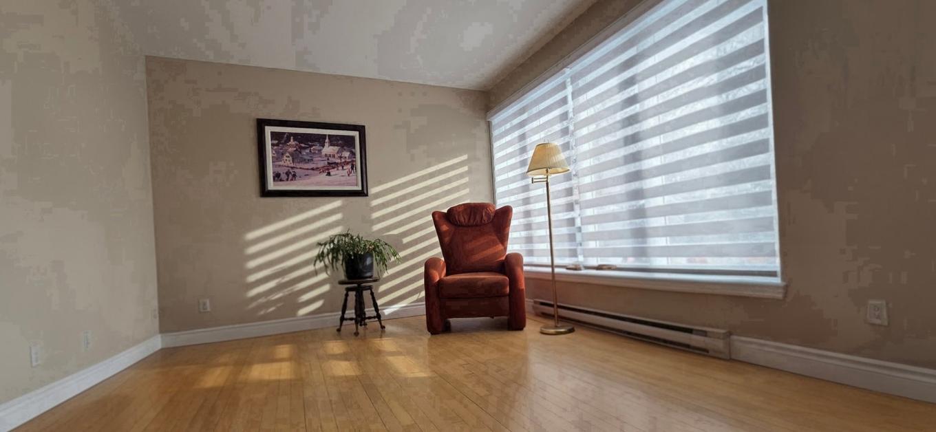 Living room - 155 Rue Vanier, Sorel-Tracy, QC - Indoor Photo Showing Other Room