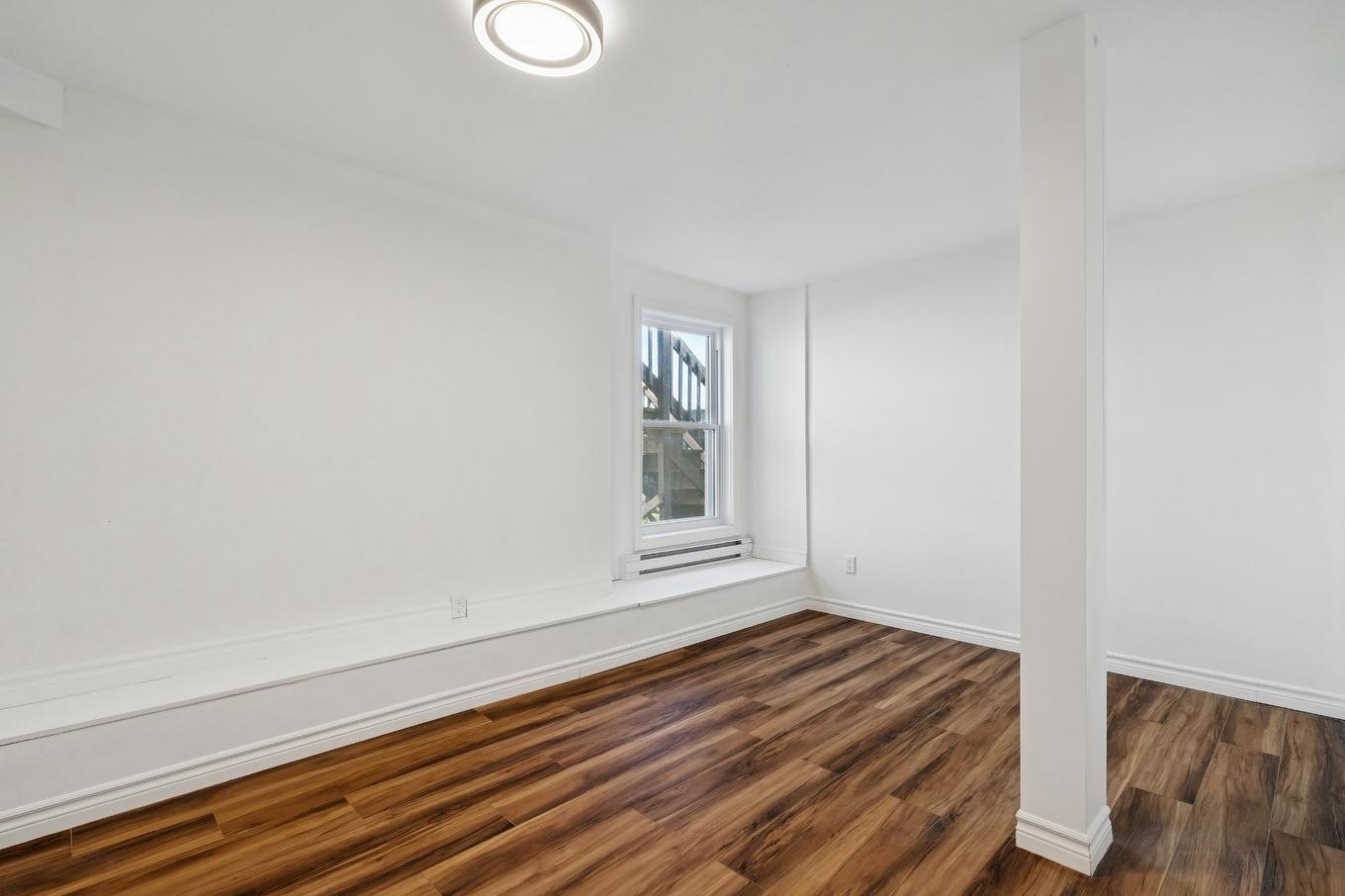 Bedroom - 3-1292 Ch. De L'Église, Saint-Polycarpe, QC - Indoor Photo Showing Other Room