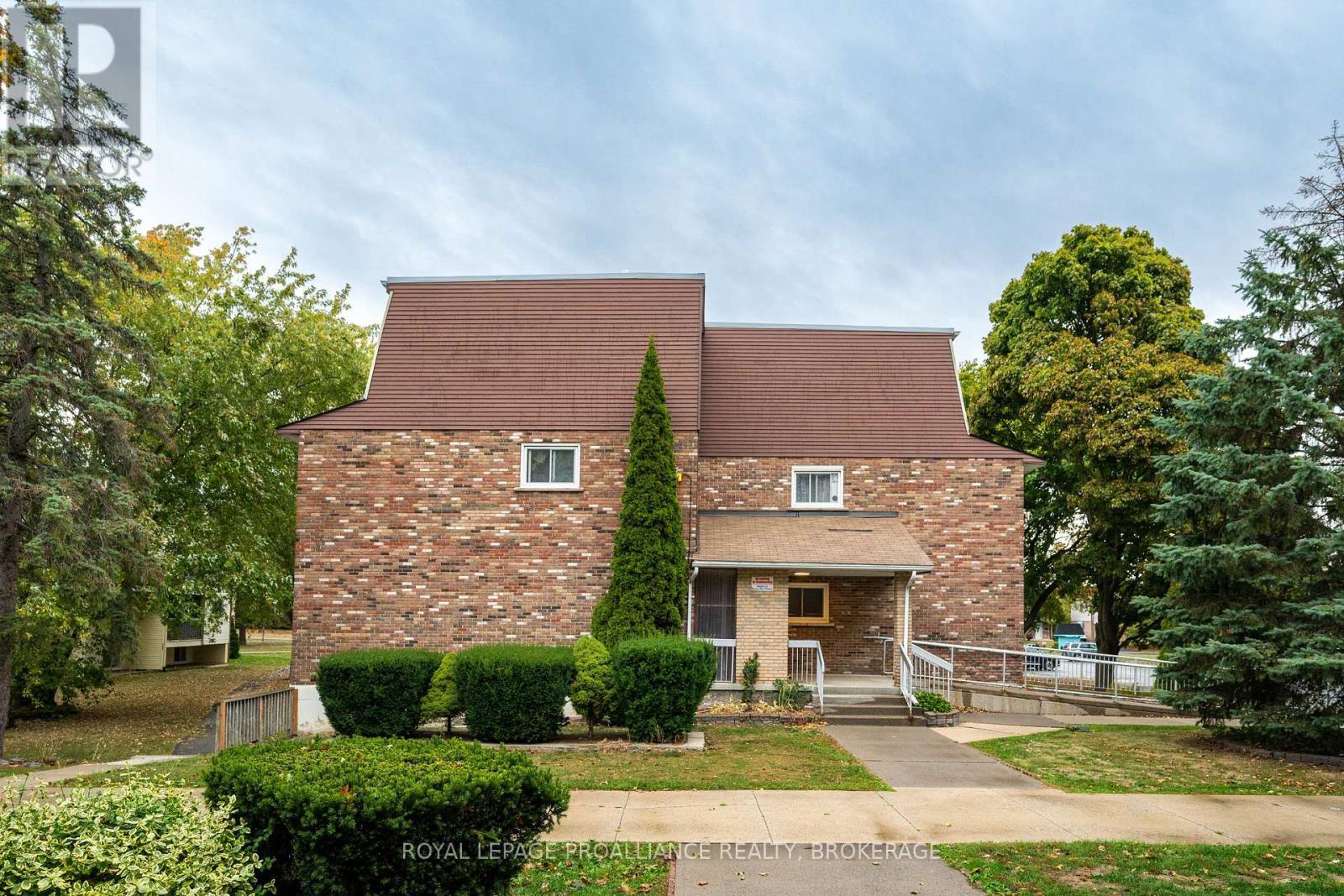 101 - 845 Milford Drive, Kingston (North Of Taylor-Kidd Blvd), ON - Outdoor