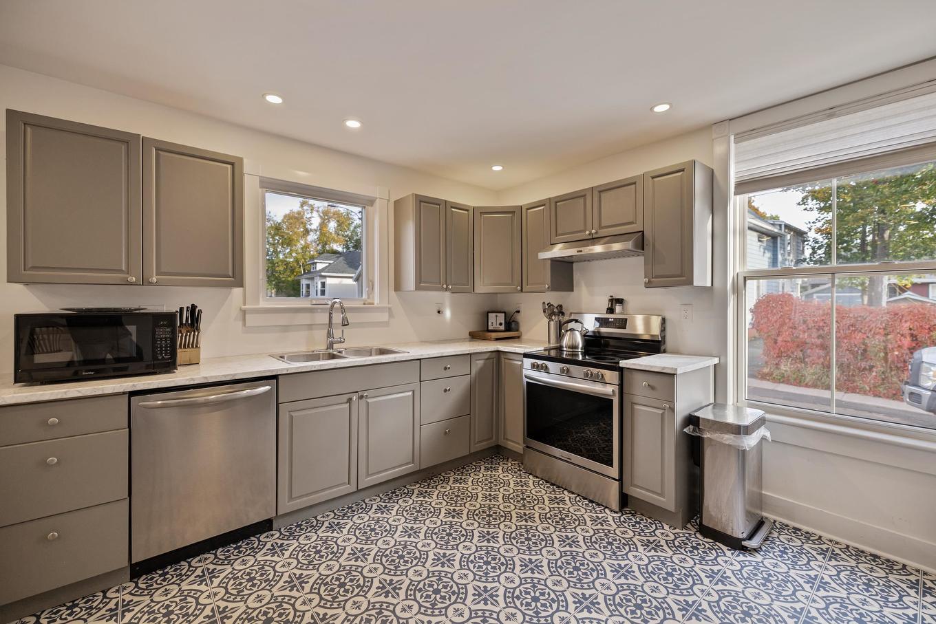 297 Fitzroy Street, Charlottetown, PE