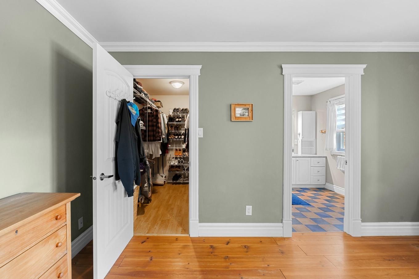 Walk-in closet - 390 Rue Du Clos-Du-Meunier, Prévost, QC - Indoor