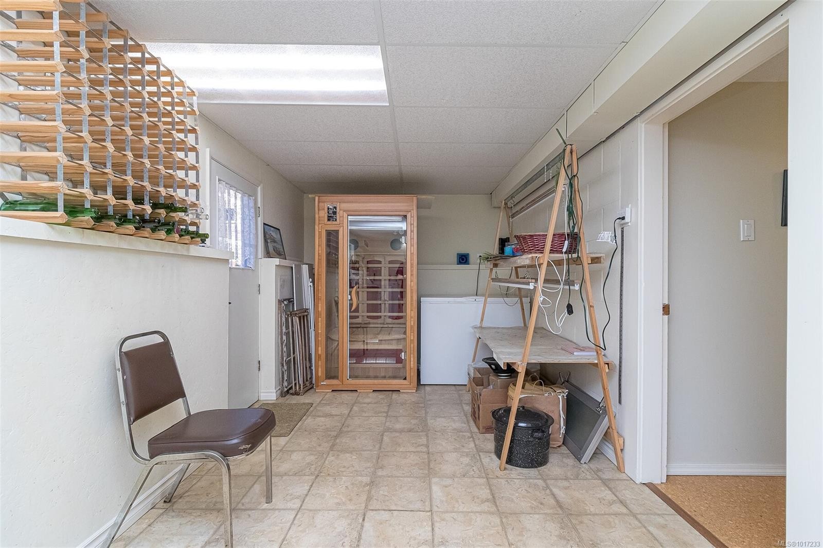 1961 Hovey Rd, Central Saanich, BC