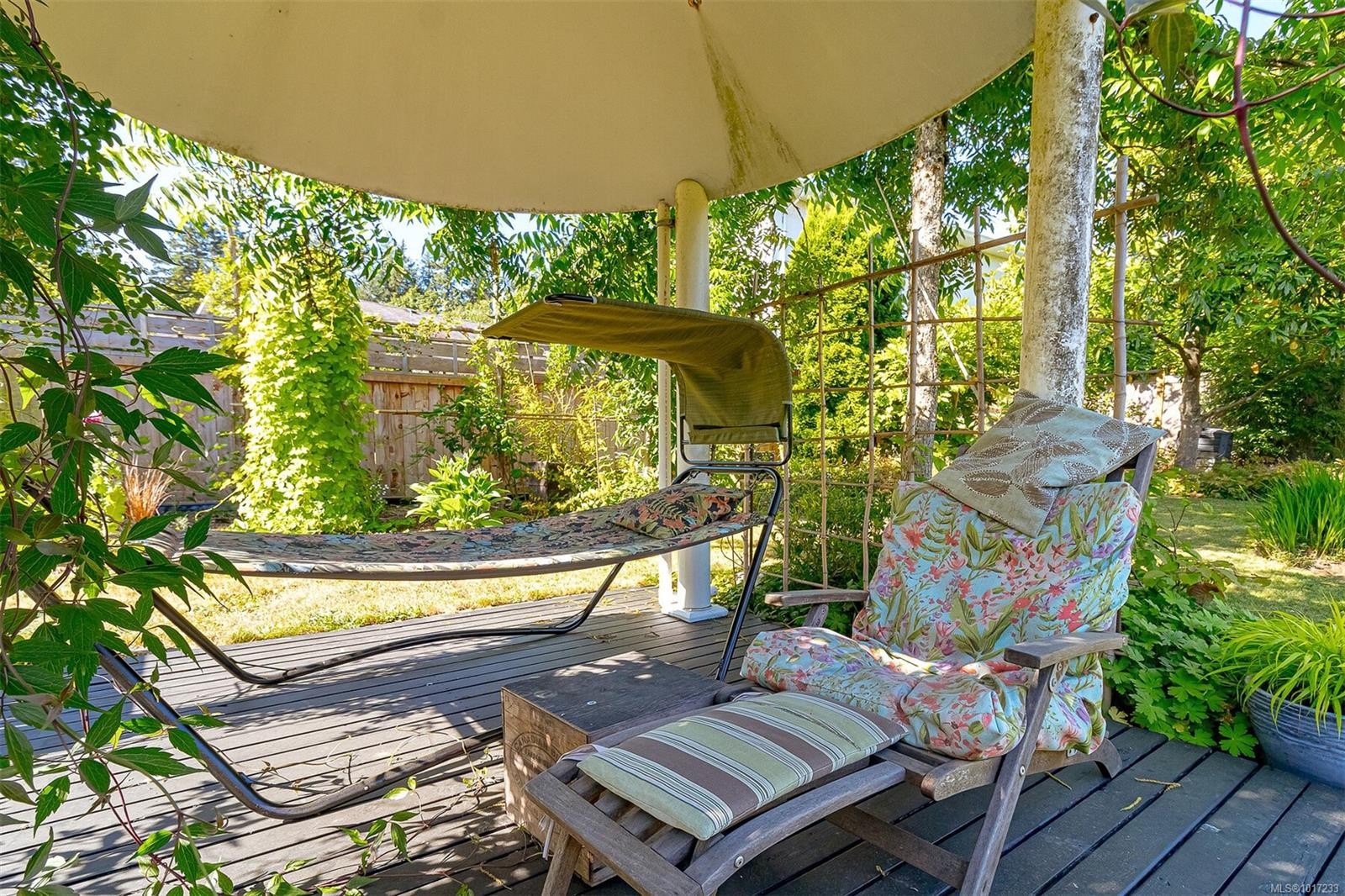 1961 Hovey Rd, Central Saanich, BC