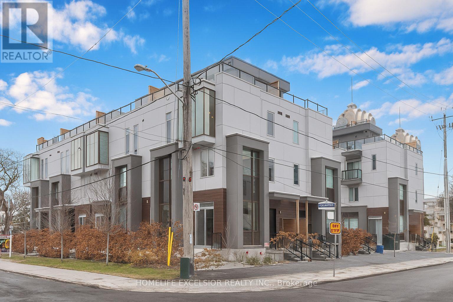 Unit 1 - 18 Greenbriar Road, Toronto, ON - Outdoor