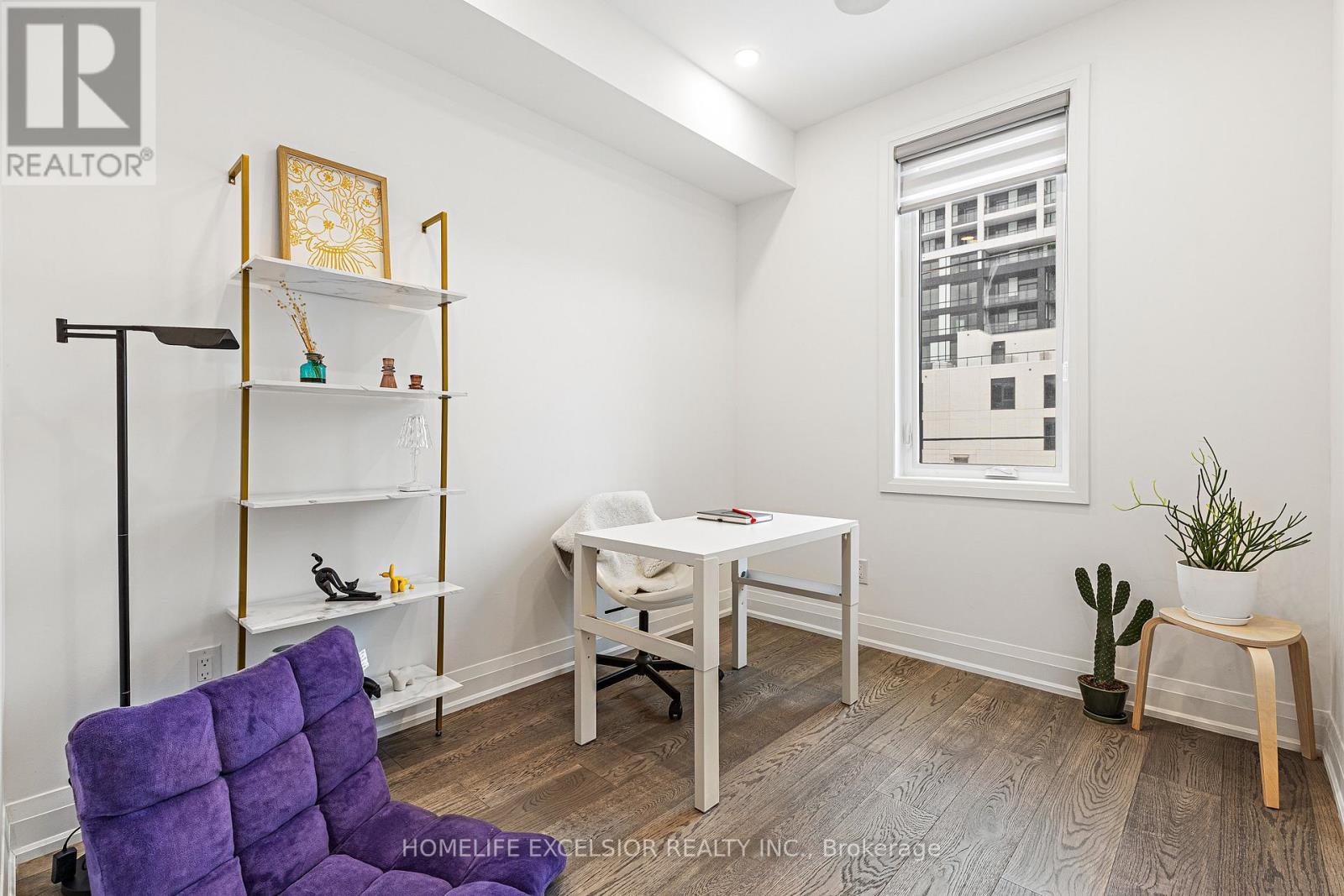 Unit 1 - 18 Greenbriar Road, Toronto, ON - Indoor