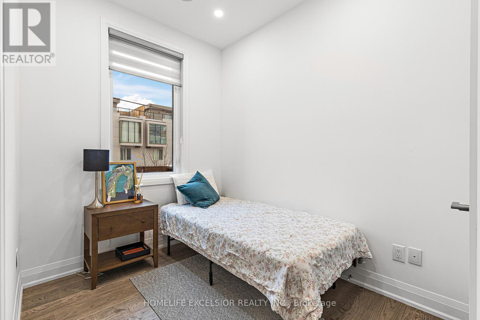 Unit 1 - 18 Greenbriar Road, Toronto, ON - Indoor Photo Showing Bedroom