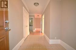 FOYER/HALL -